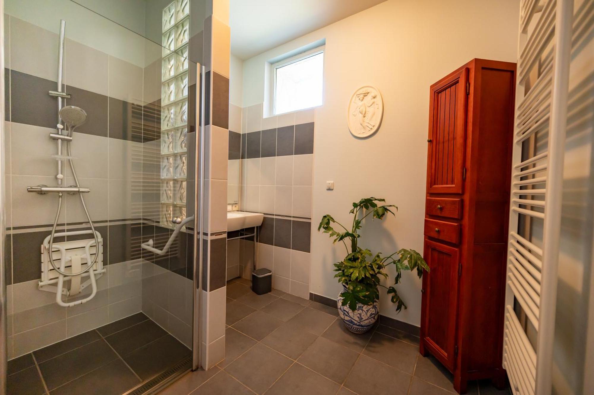L'orangerie Du Chateau D'emalleville Holiday home